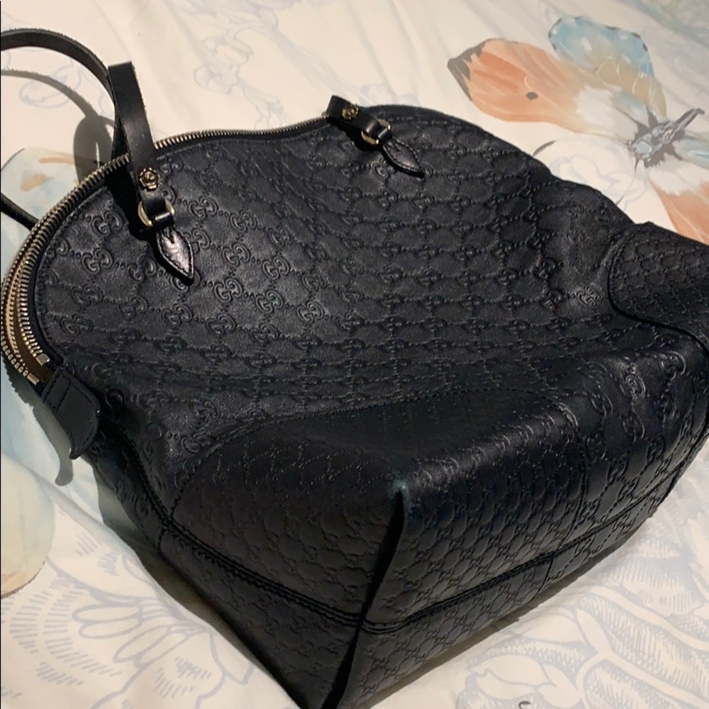 Gucci Black Leather Bag